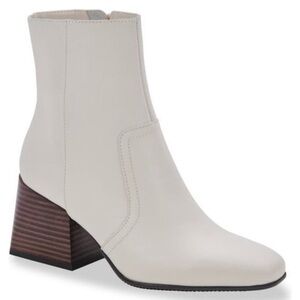 BLONDO Salome Waterproof bone leather Bootie SIZE 8.5